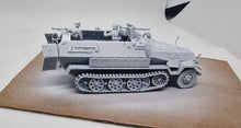 Carica l'immagine nel visualizzatore di Gallery, Sd.Kfz. 251/1 Ausf. B - Scala 1/72 - 1 item